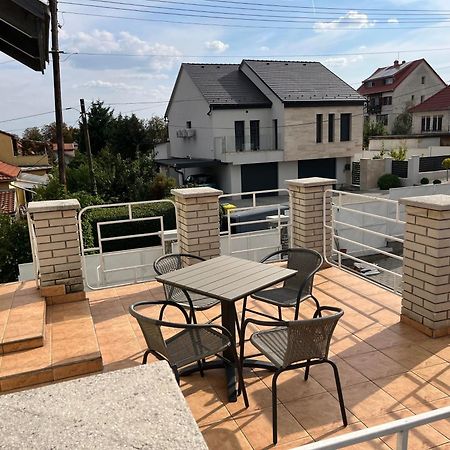 Petoefi Vendeghaz Hotel Eger Bagian luar foto