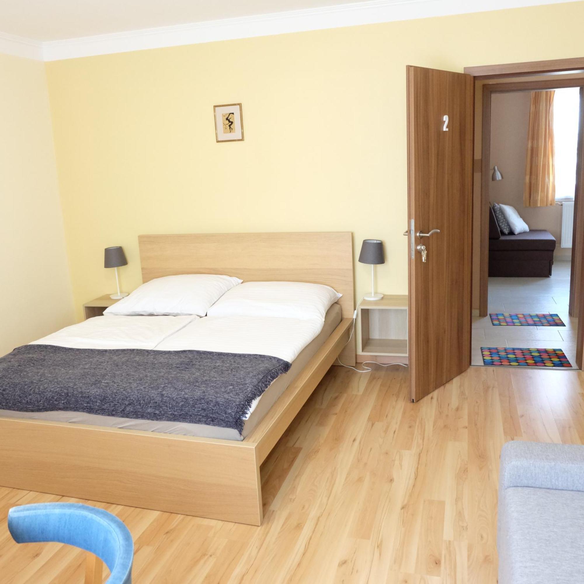 Petoefi Vendeghaz Hotel Eger Bagian luar foto