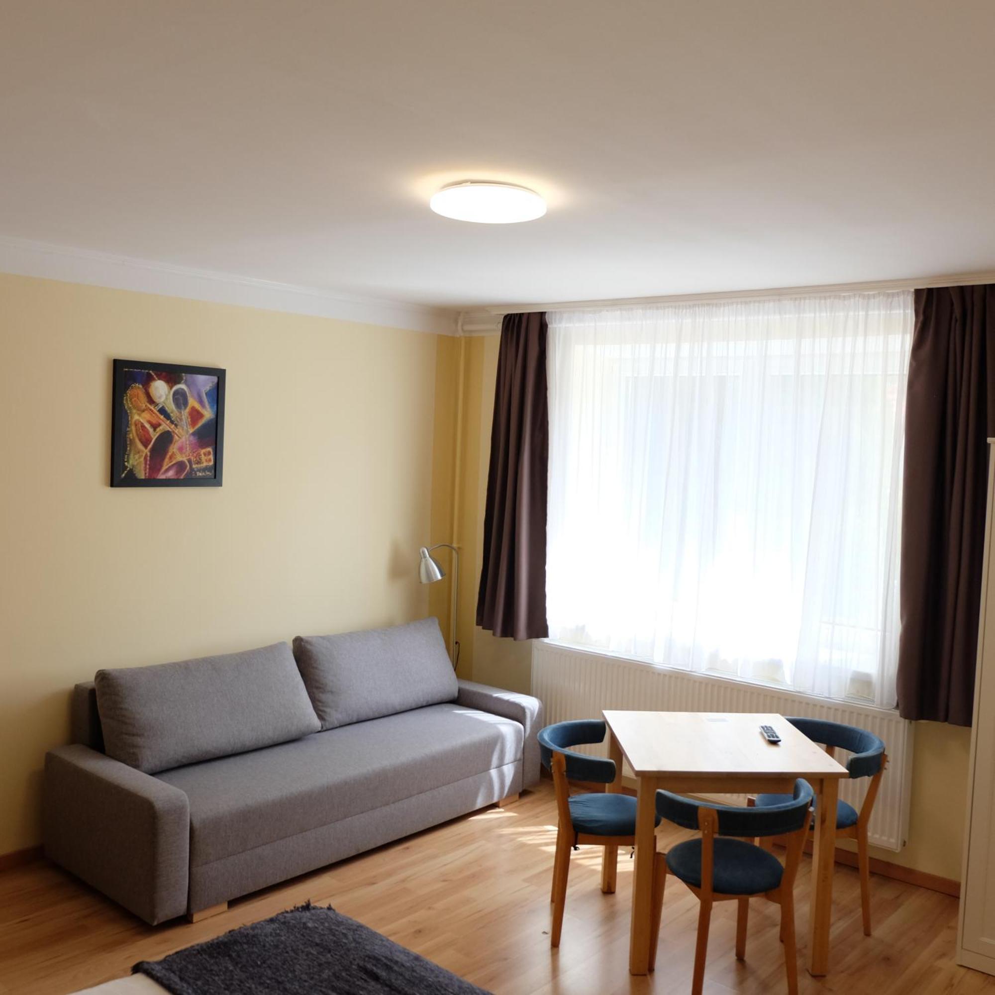 Petoefi Vendeghaz Hotel Eger Bagian luar foto